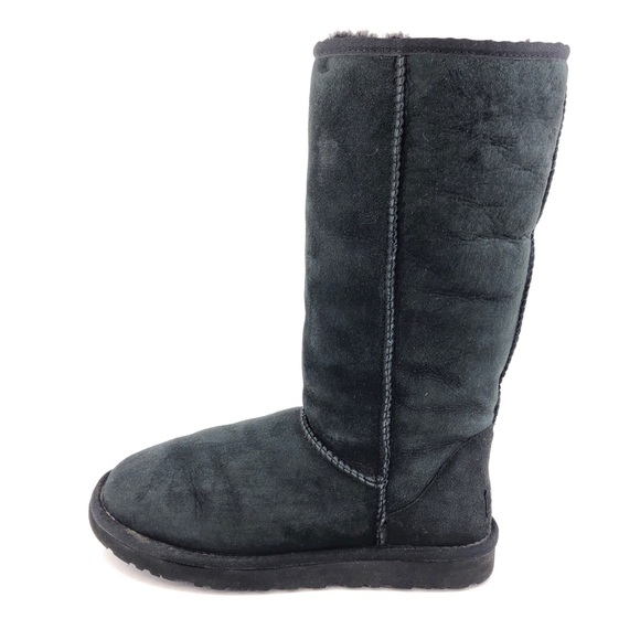 UGG Australia Classic Tall Sheepskin Winter Boots 8 - Picture 1 of 13